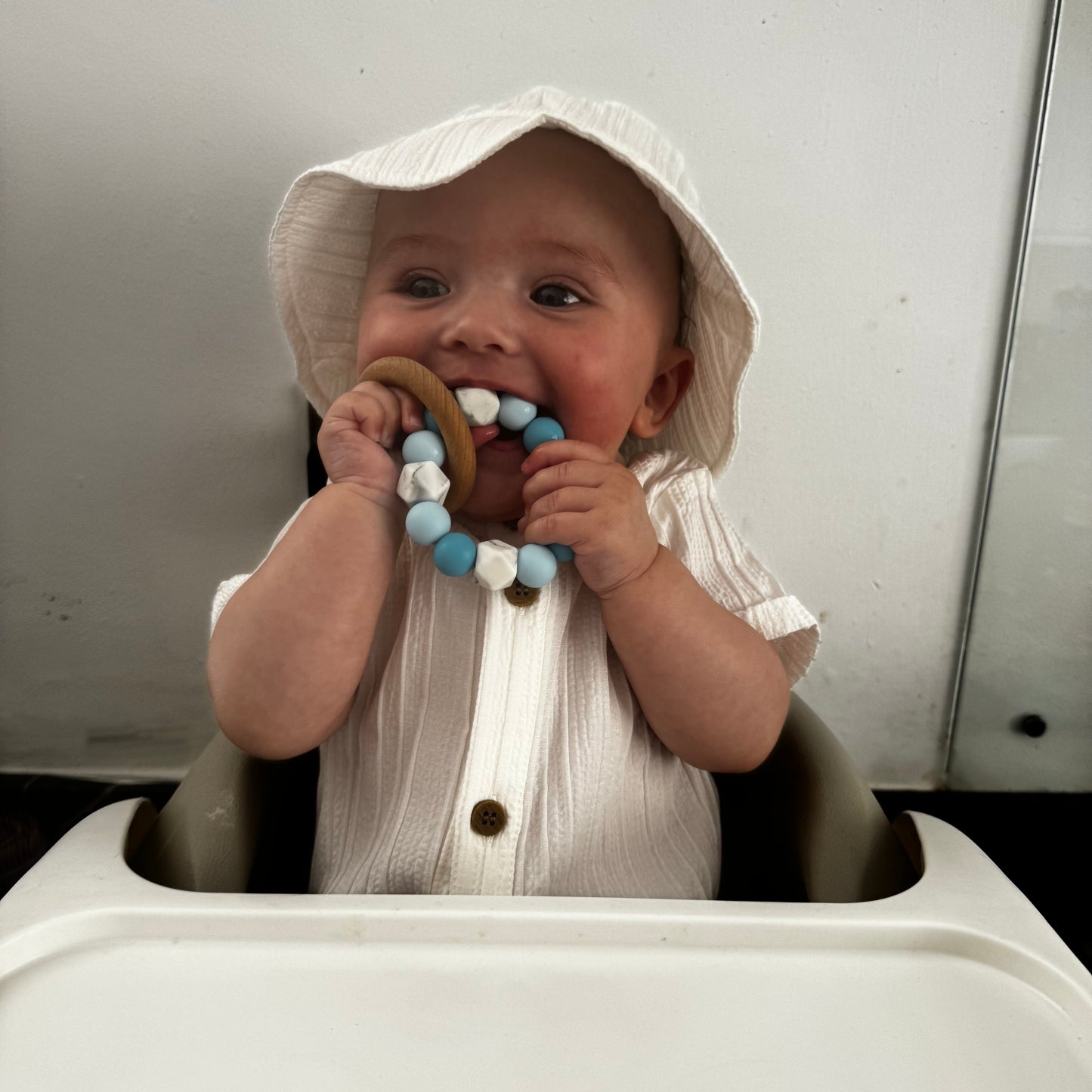 BEECHWOOD TEETHING RING